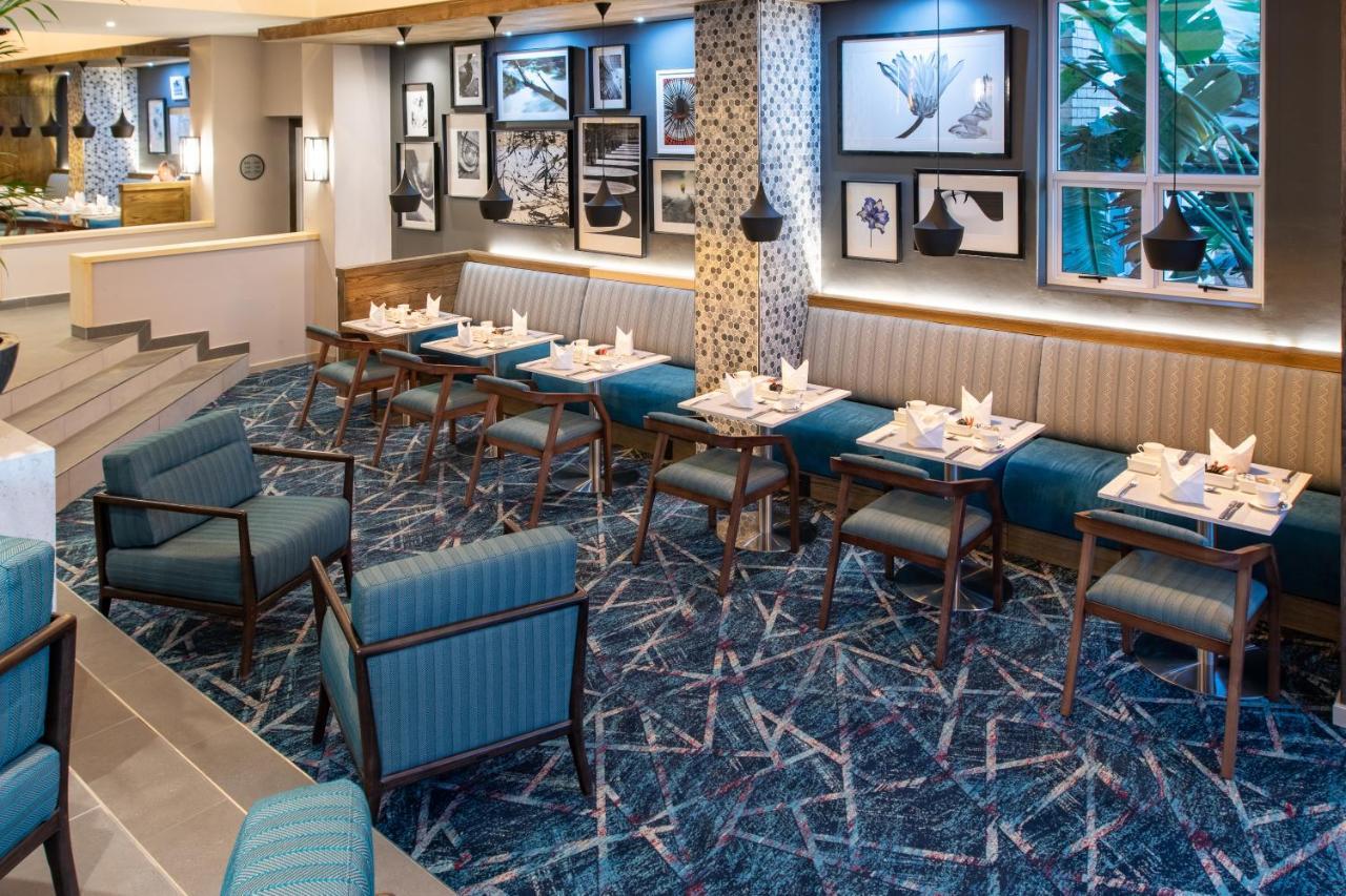 Town Lodge Johannesburg Airport Кемптън Парк Екстериор снимка