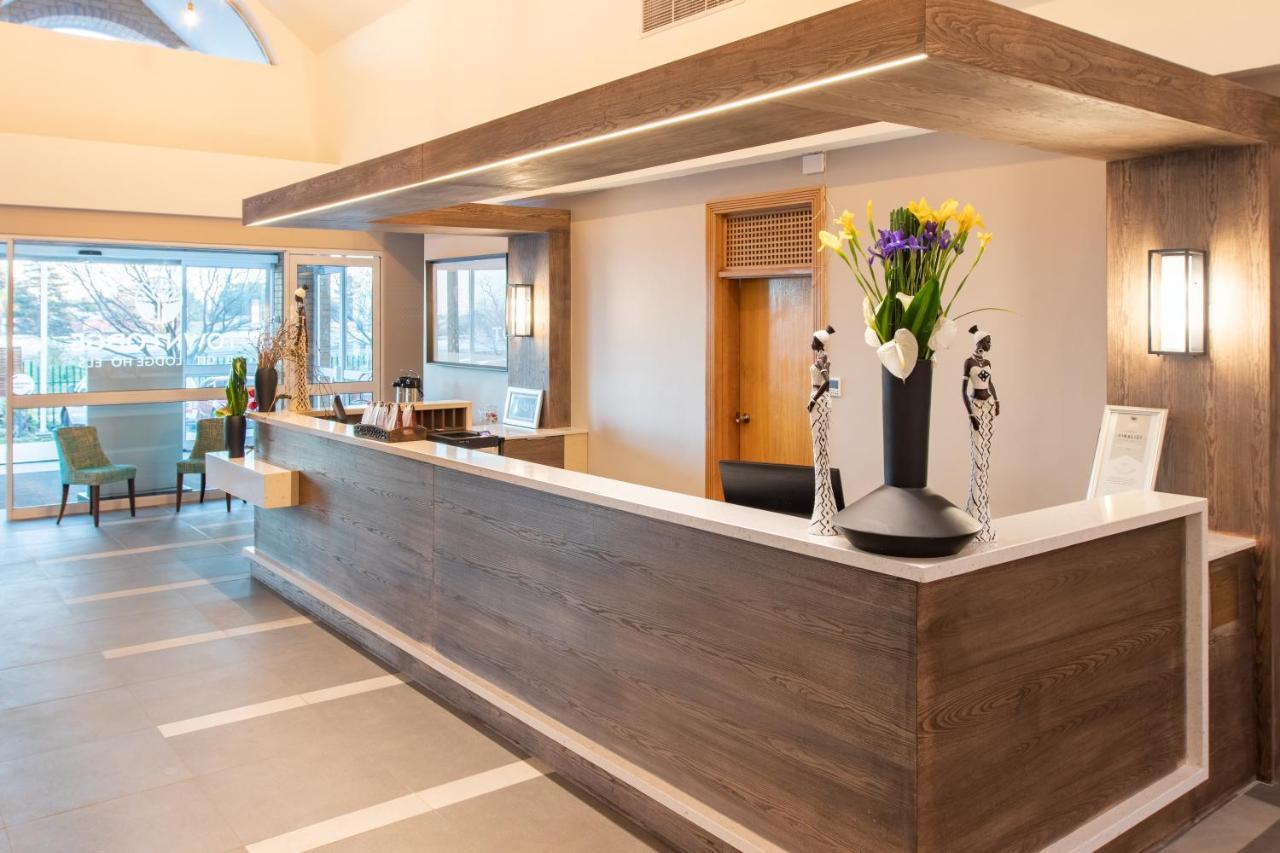 Town Lodge Johannesburg Airport Кемптън Парк Екстериор снимка