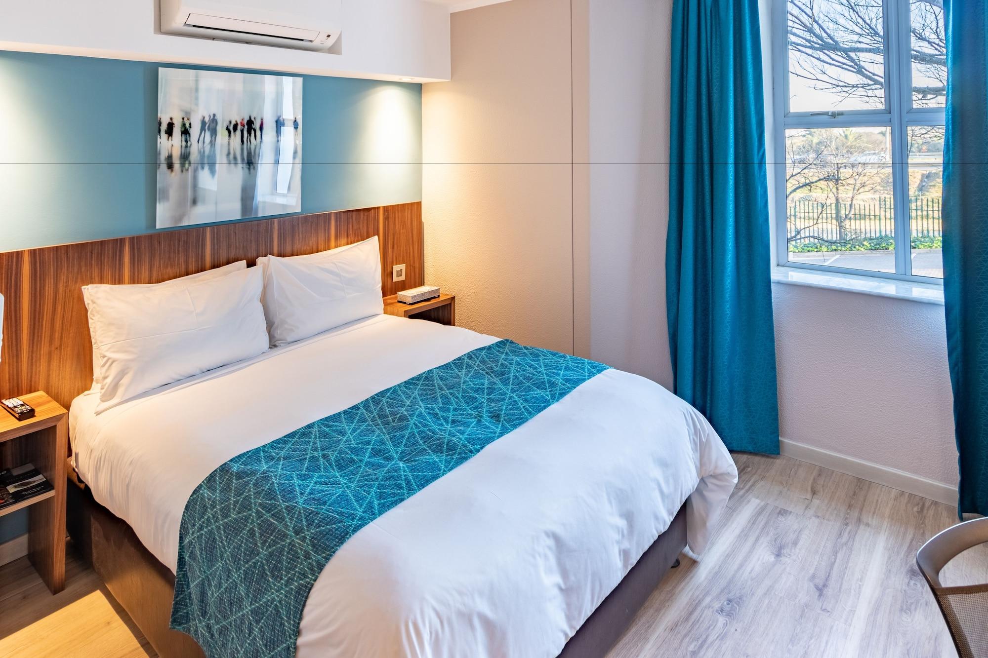 Town Lodge Johannesburg Airport Кемптън Парк Екстериор снимка