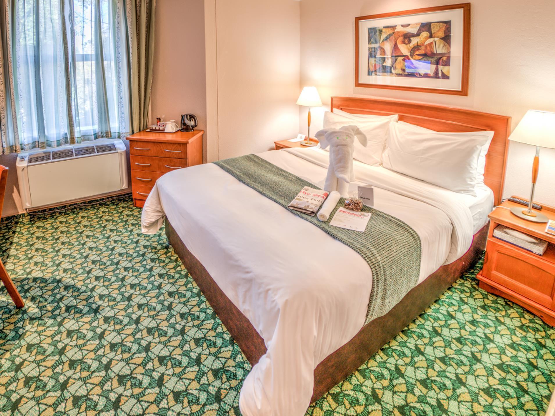 Town Lodge Johannesburg Airport Кемптън Парк Екстериор снимка